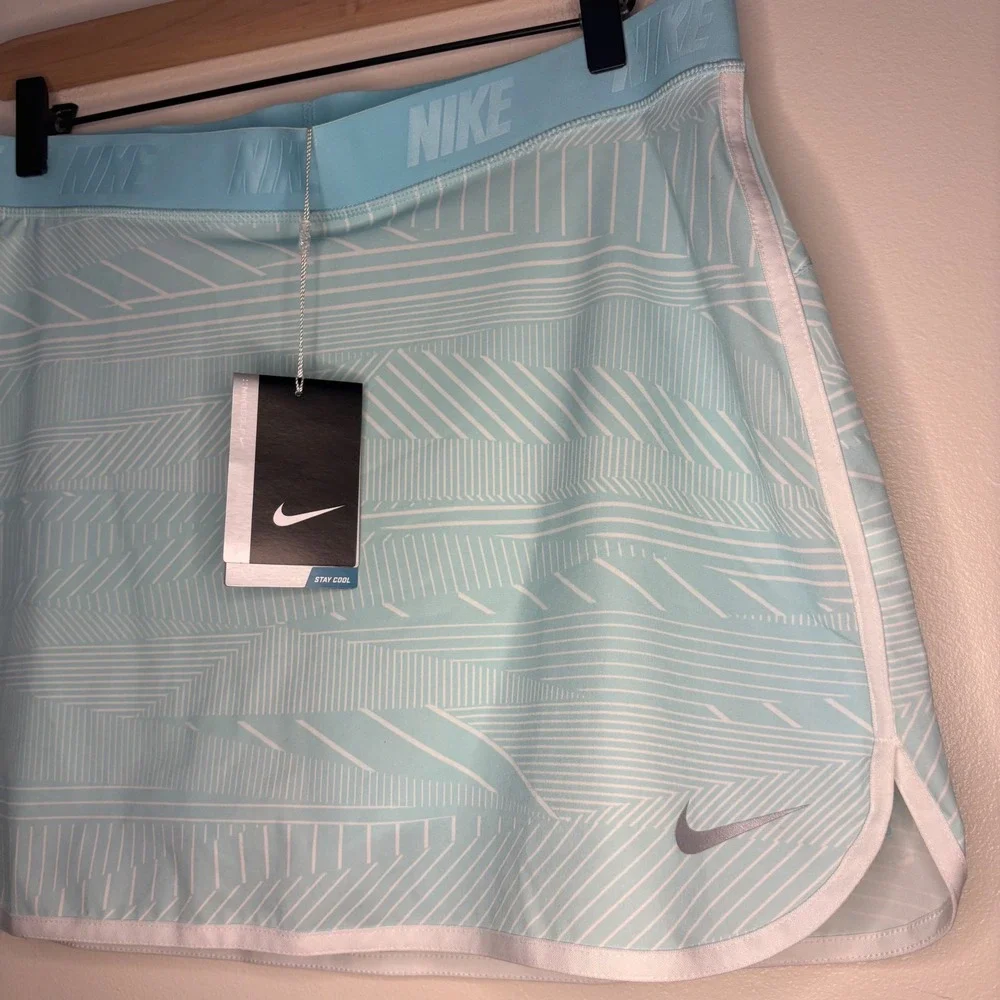 Nike Golf Skort Athletic Skirt Dri-FIT Geometric Print Light‎ Blue White L